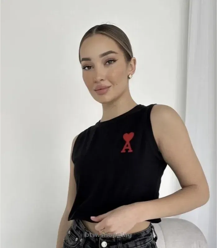 Топ жіночий - btw.shopping