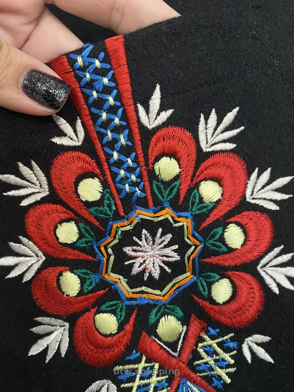 Сукня сарафан тепла вовна з вишивкою ASOS - btw.shopping