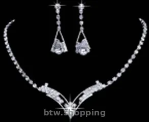 Жіночий комплект із кристалами - btw.shopping