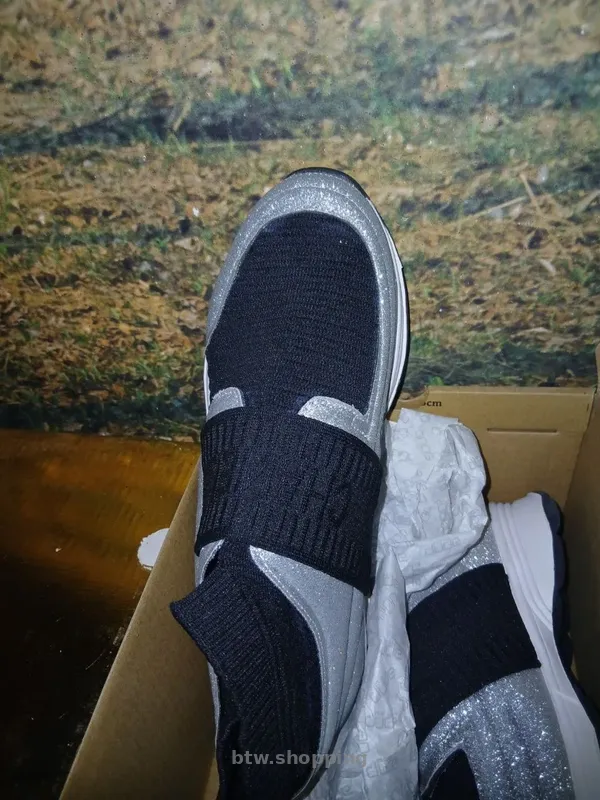 Обувь - btw.shopping