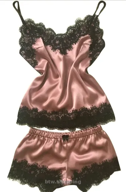 Сексуальна піжама (на бретельках) з мереживом  - нова - btw.shopping