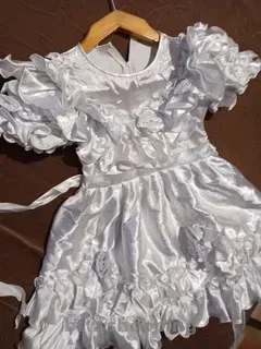 Святкова нарядна біла сукня -   вживана - btw.shopping