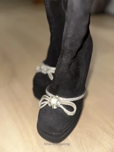 Ботильйони на підборах