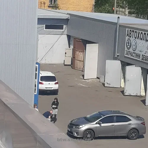 Здається в оренду приміщення 80 м кв під СТО або склад в Кривому Розі