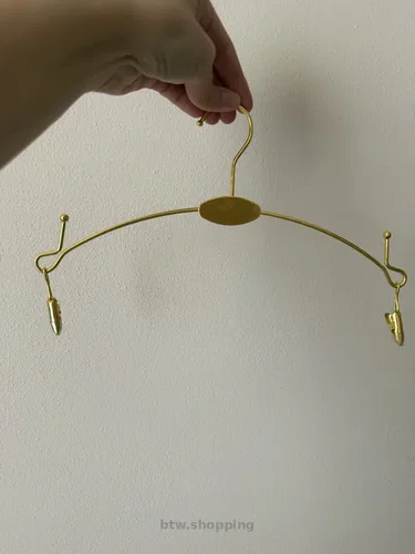 Вішачки металеві золоті та срібні