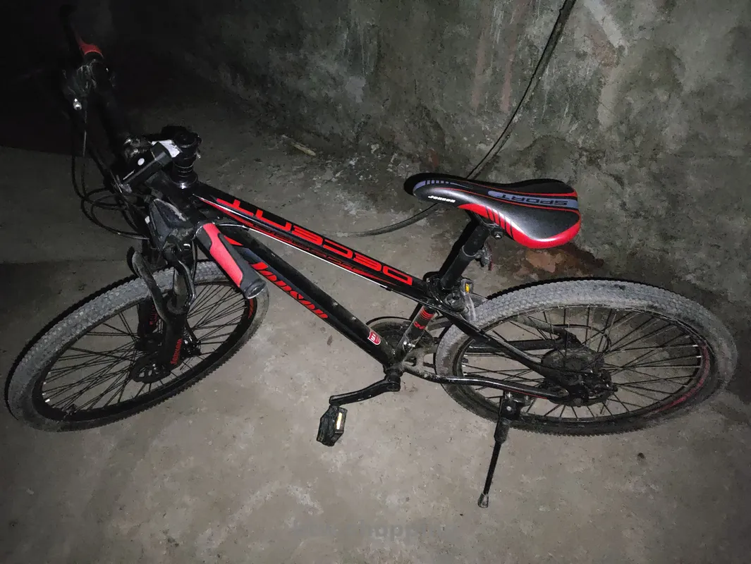 Продаю велосипед ТЕРМІНОВО - btw.shopping