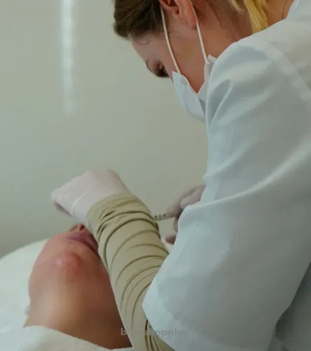 Full Face процедура от экспертов косметологов - яркое преображение