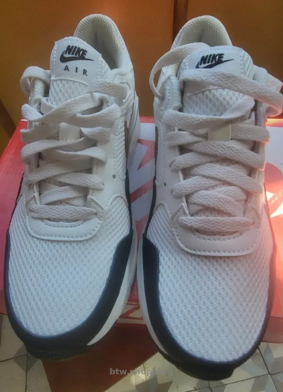 Кросовки NIKE - btw.shopping