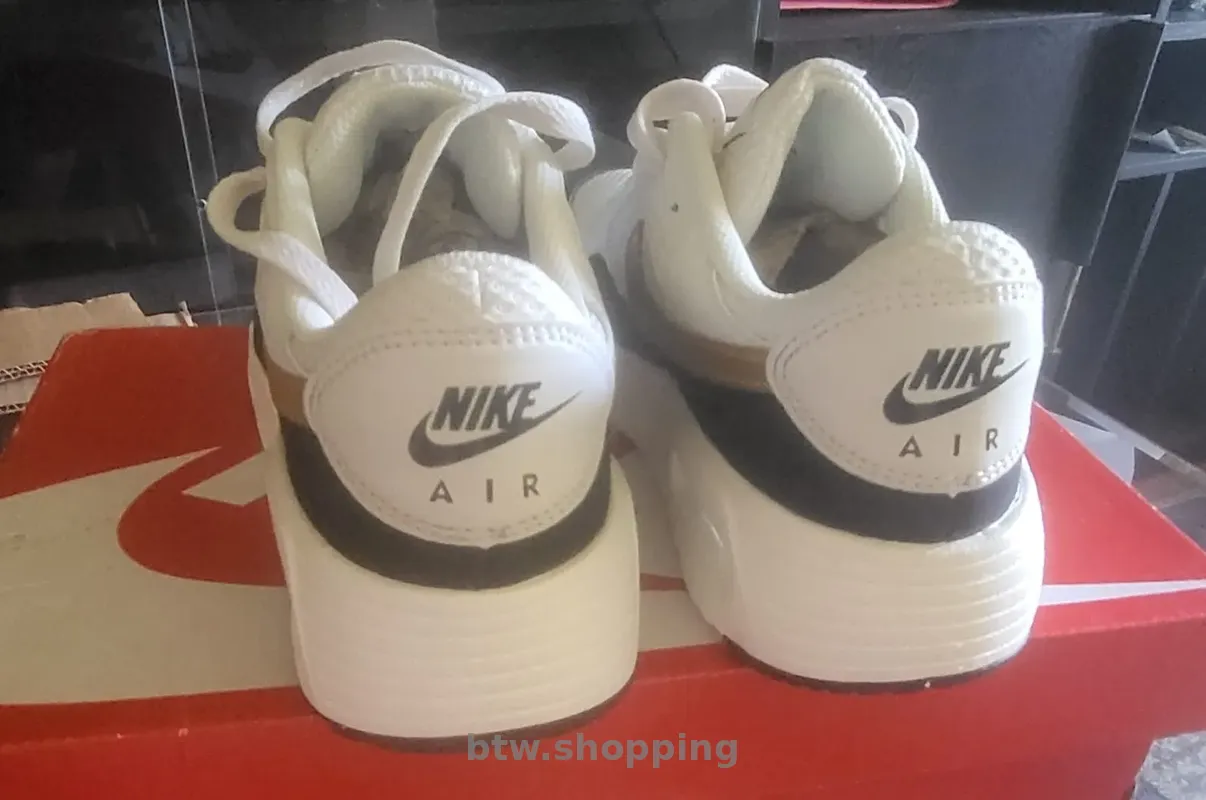 Кросовки NIKE - btw.shopping