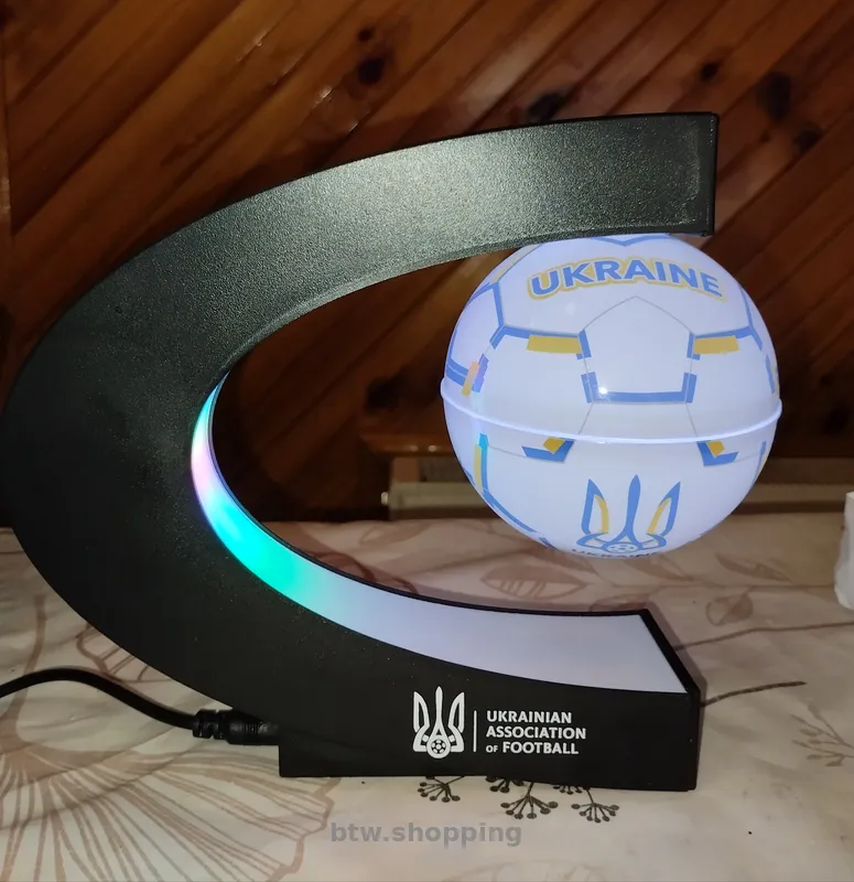 Футбольный мяч с магн.гравитац.UKRAINE ASSOCIATION of FOOTBALL - btw.shopping