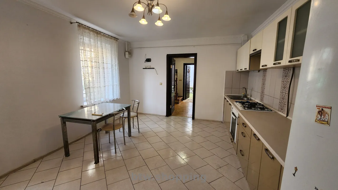 2-кімнатна дворівнева квартира в центрі  Львів, вул.Огієнка - btw.shopping