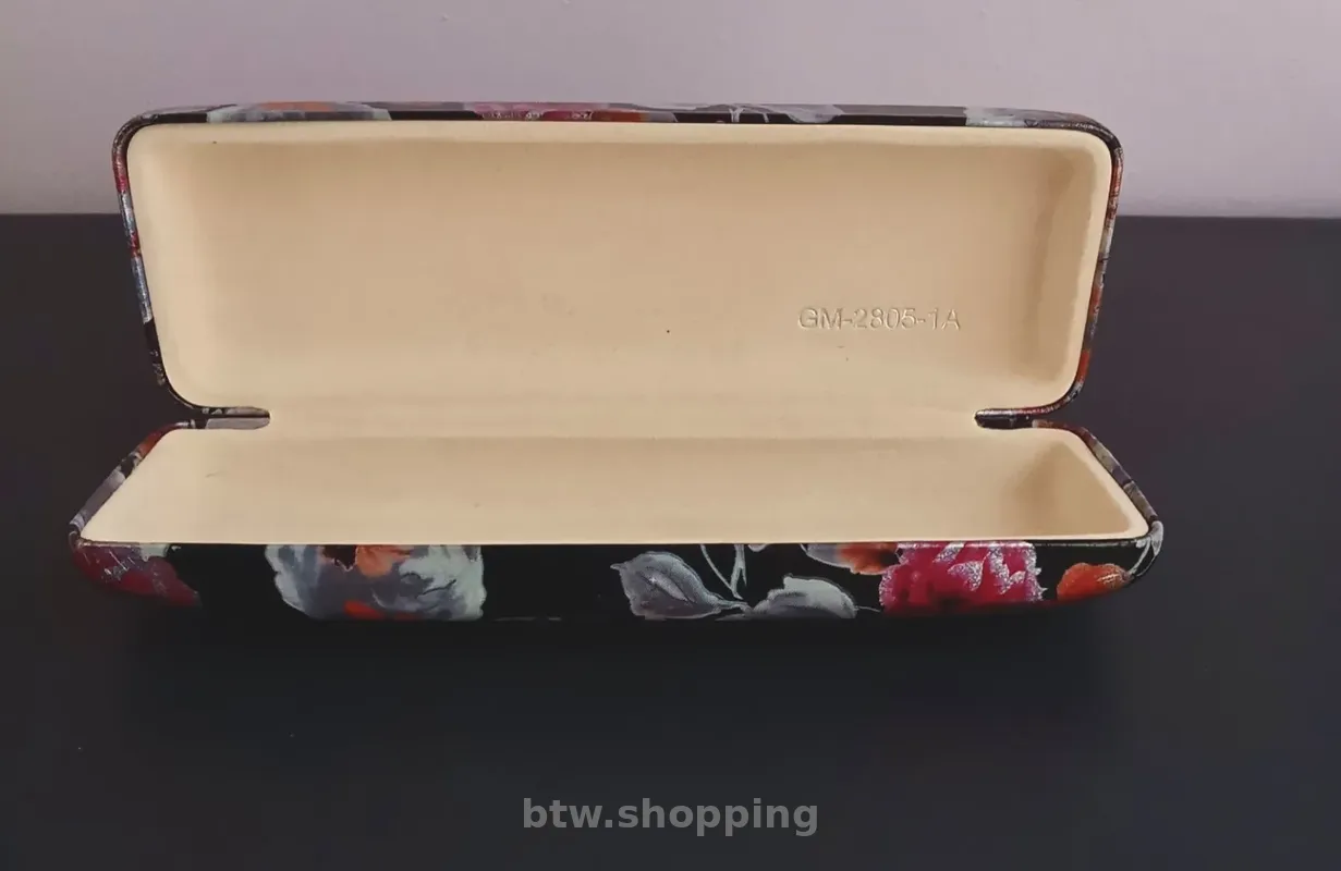 Футляр для окулярів - btw.shopping