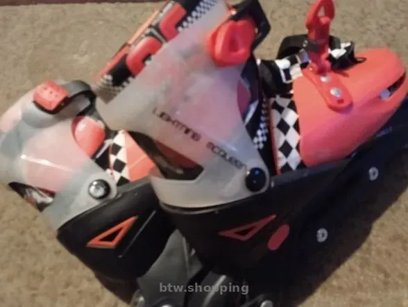 Ролики,  роликові ковзани - вживане - btw.shopping