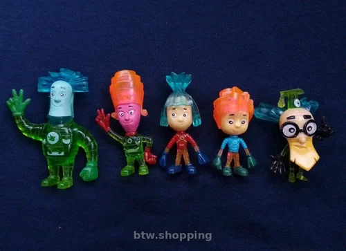Фiгурки персонажів з мультфільму "Фiксики" i "Маша і Ведмідь"
