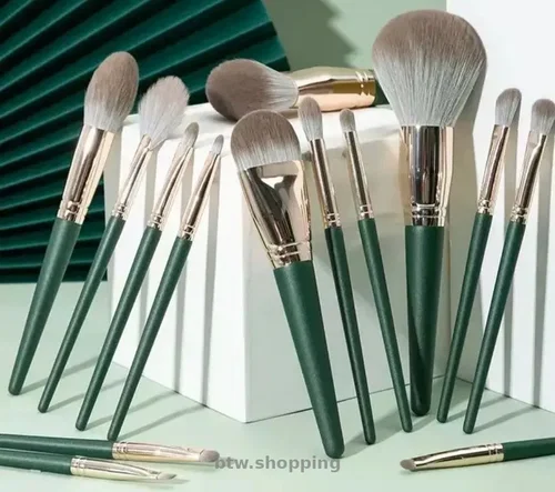 Пензлі для макіяжу - нові