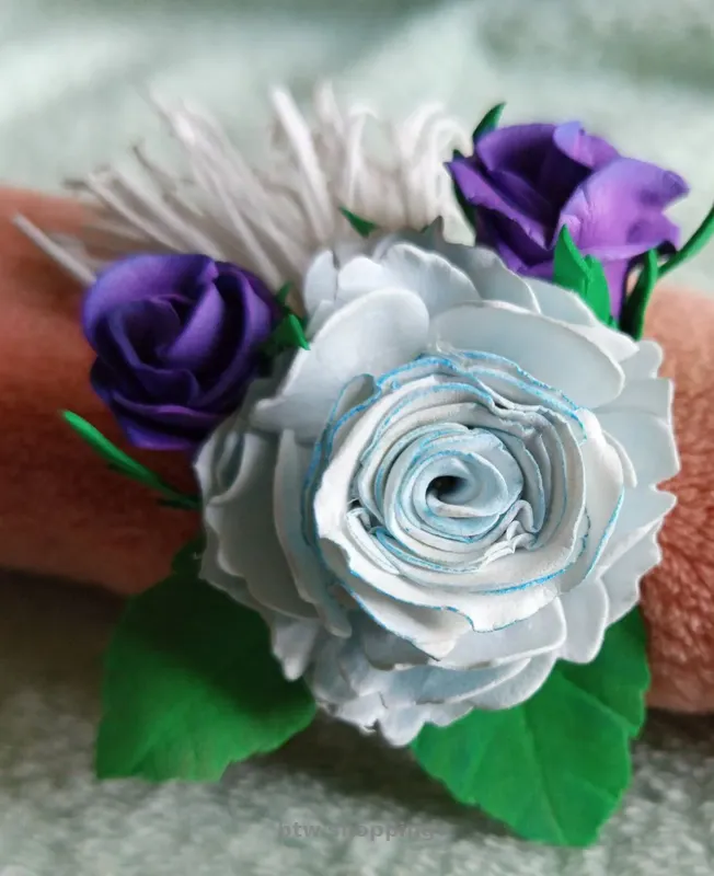 Бутон'єрка, квітковий браслет на руку  - нове - btw.shopping