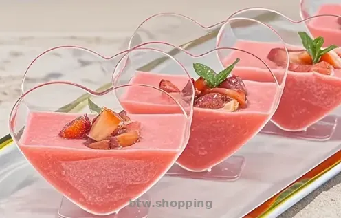 Прозорі серцеподібні стаканчики  -9 штук  -  нові - btw.shopping