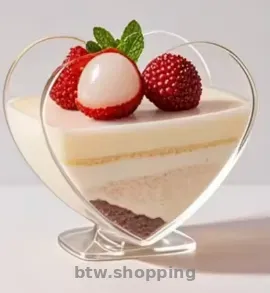 Прозорі серцеподібні стаканчики  -9 штук  -  нові - btw.shopping