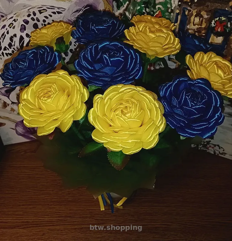 Жовто-сині троянди з атласної стрічки - btw.shopping