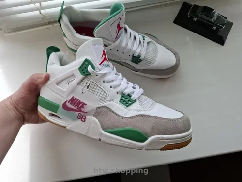 Кроссовки Nike Air Jordan 4 SB Pine Geen