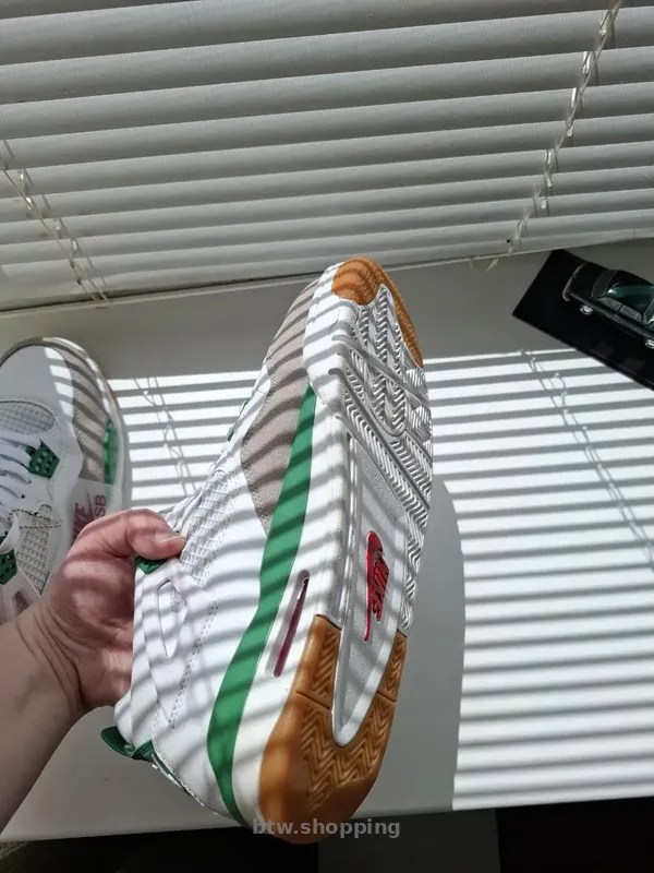 Кроссовки Nike Air Jordan 4 SB Pine Geen - btw.shopping