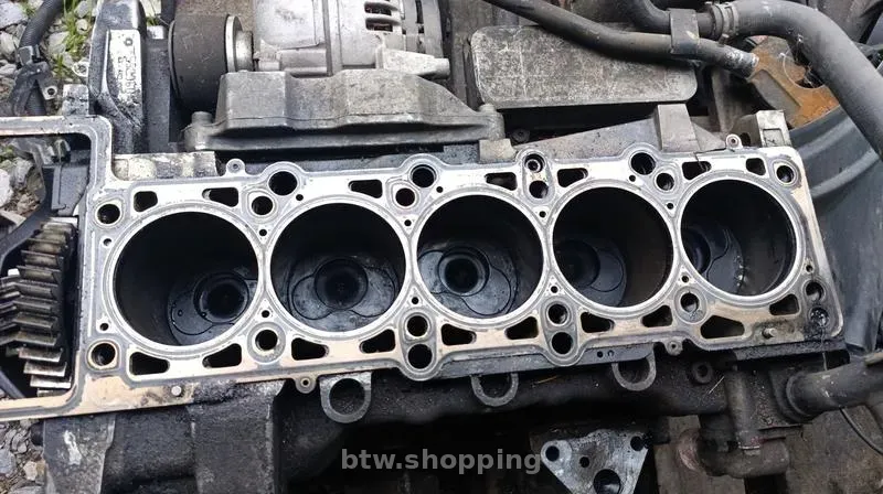 Двигун ,блок ,поршня volkswagen touareg (2002-2010 рр) 2.5 tdi - btw.shopping