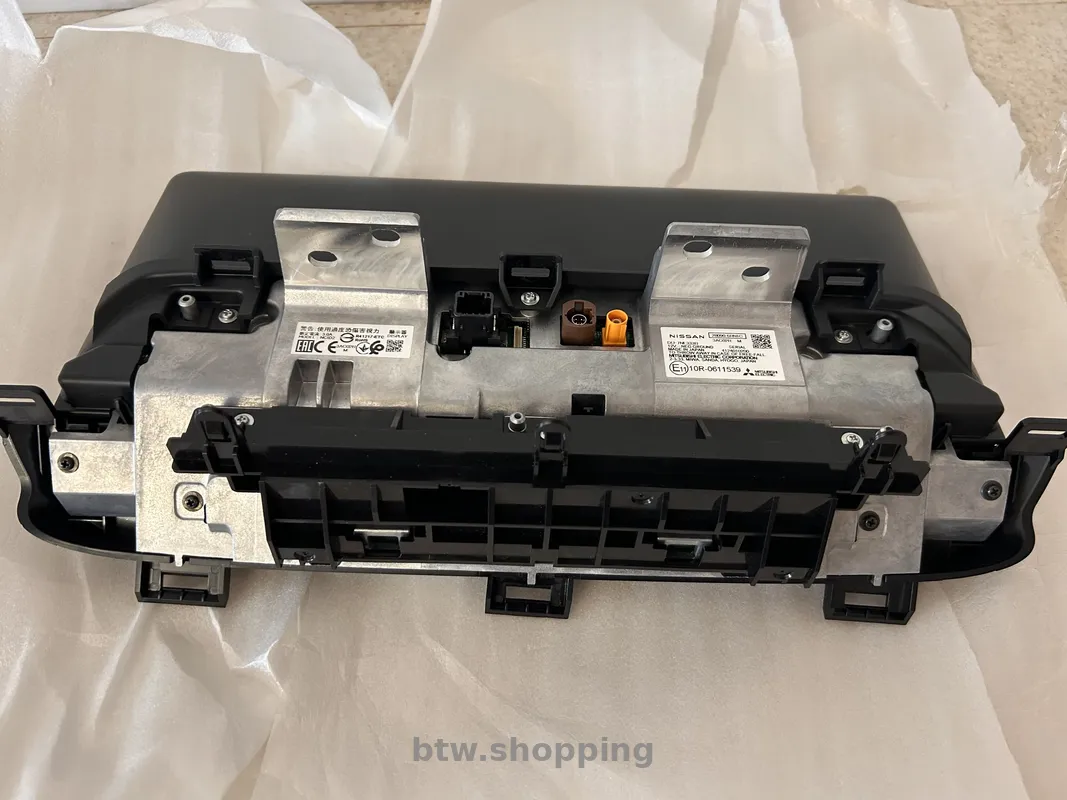 Дисплей Ніссан Кашкай 3 G12 - btw.shopping