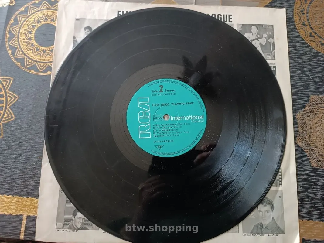 Пластинка Elvis Sings Flaming Star - btw.shopping