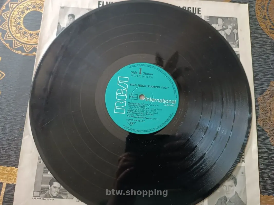 Пластинка Elvis Sings Flaming Star - btw.shopping