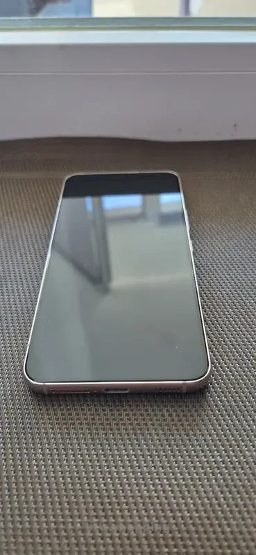 Samsung Galaxy S22 8/256 - btw.shopping